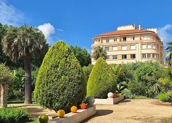 Avec Vue Panoramique En Centre-ville Lägenhet